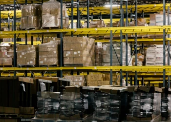 Sklady a logistika